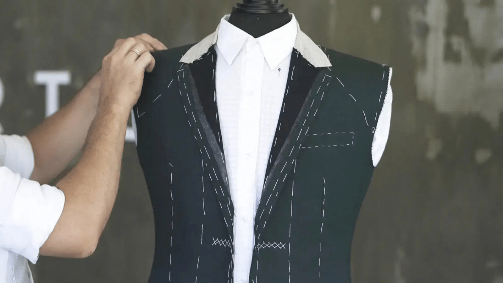 What Makes A Suit? A Guide To Every Key Piece - SARTORO