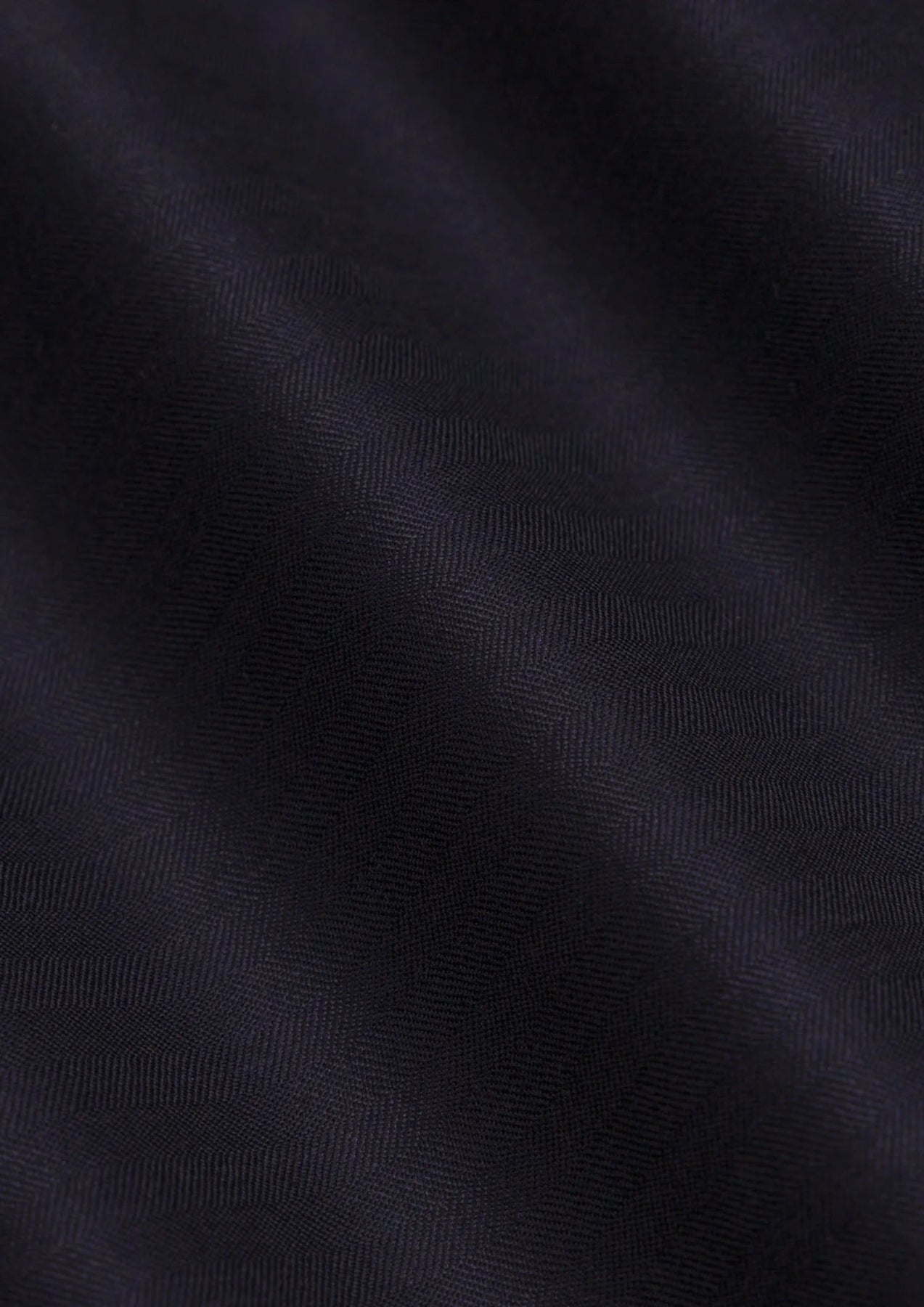 Deep Navy Herringbone Bryant Suit