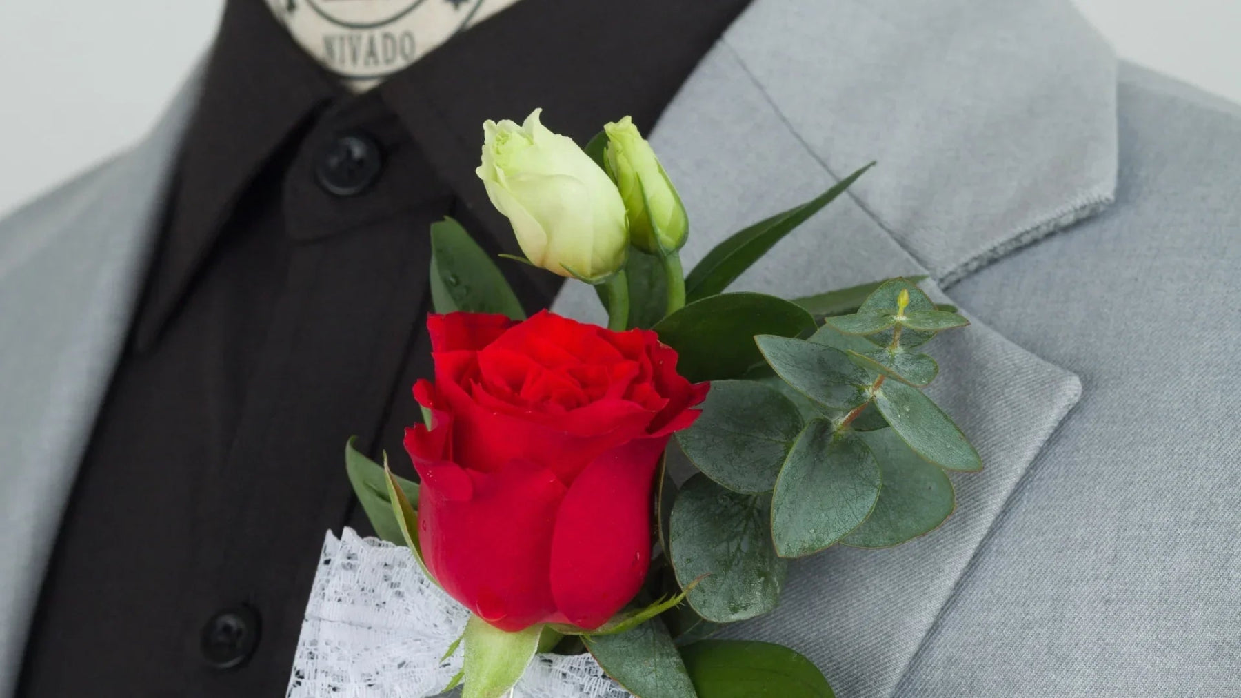 Accessorizing Your Suit: A Comprehensive Guide To Elevate Your Look - SARTORO