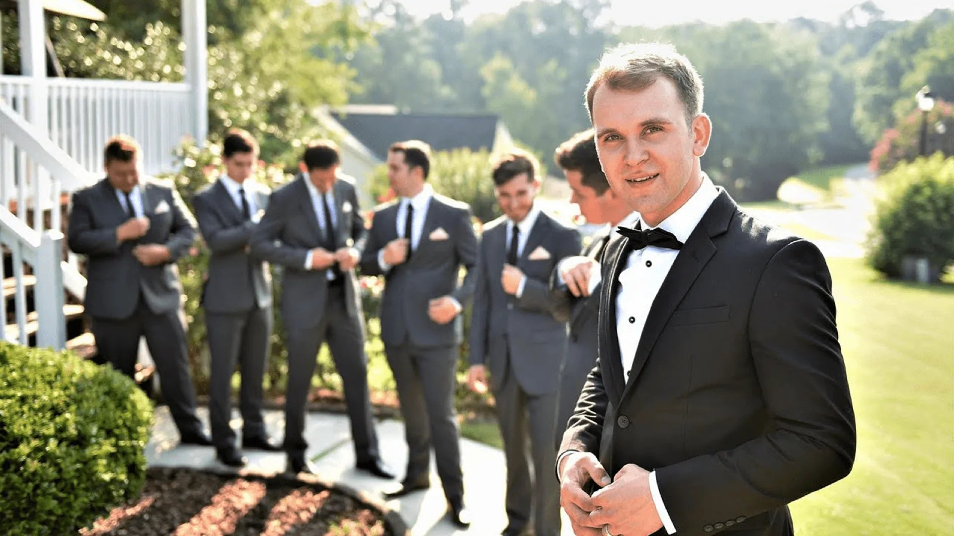 Groomsmen Suit Planning: When to Get Fitted & Buy - SARTORO