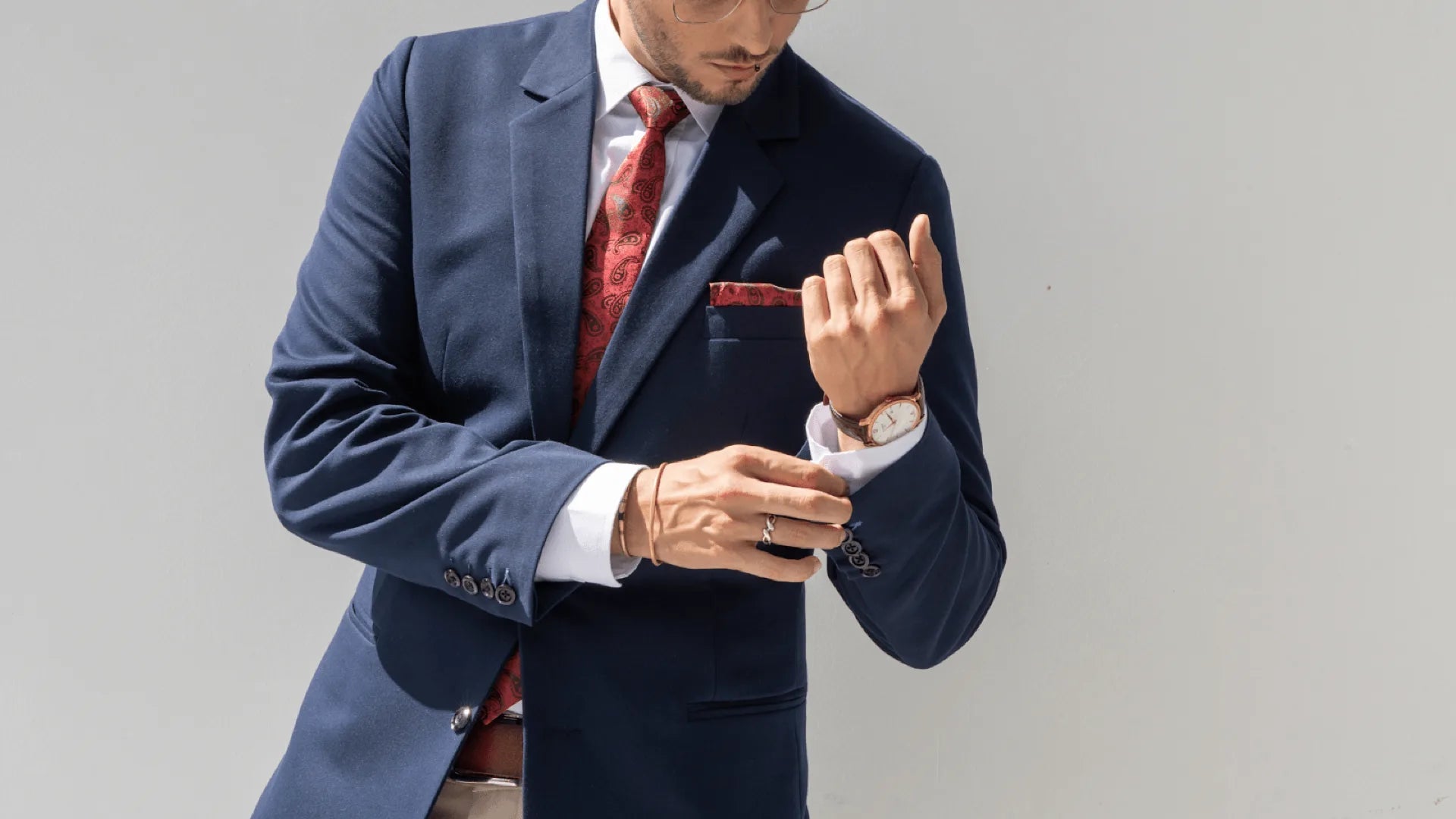 How to Create the Perfect Broken Suit Look for Any Occasion - SARTORO467