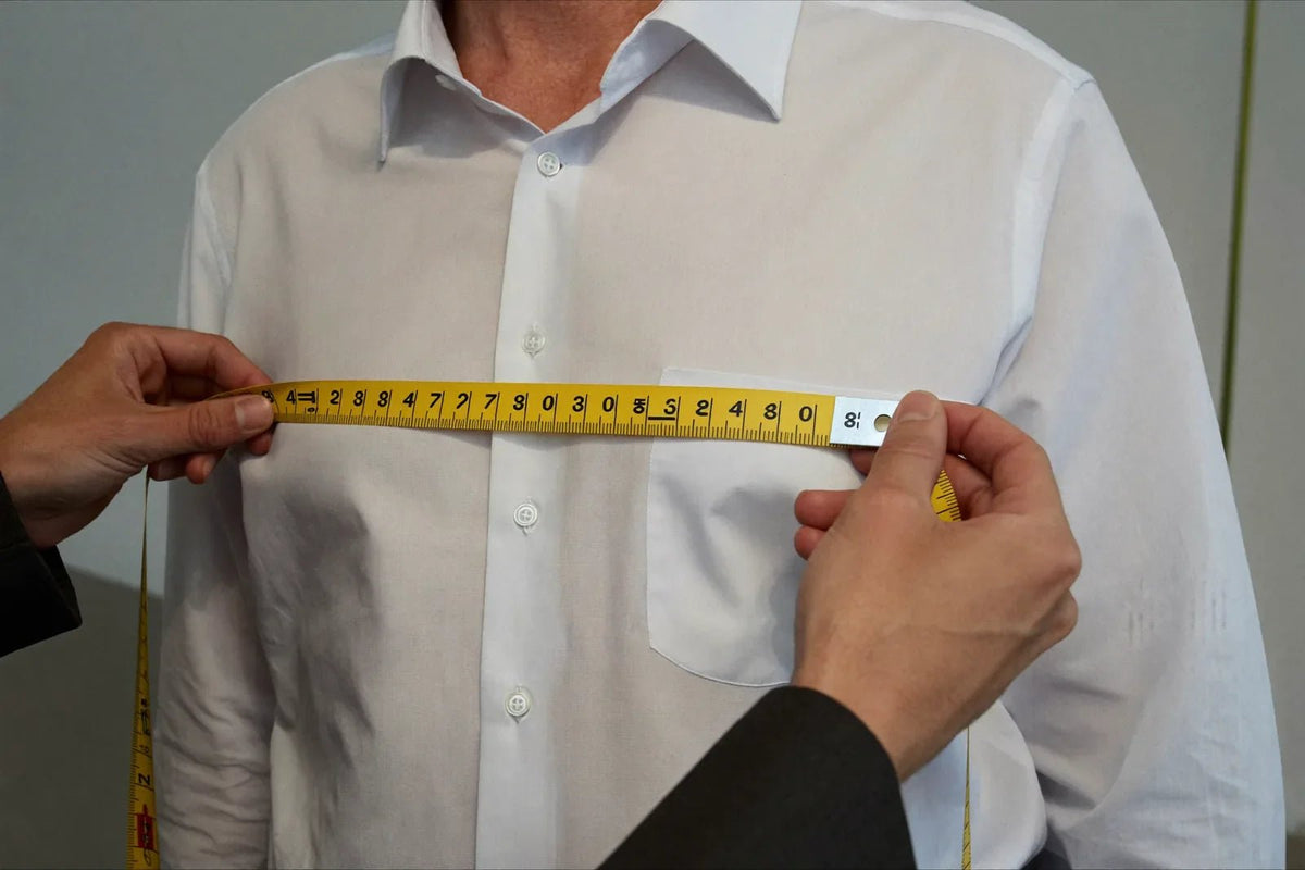 How to Take Your Measurements Like a Tailor - SARTORO