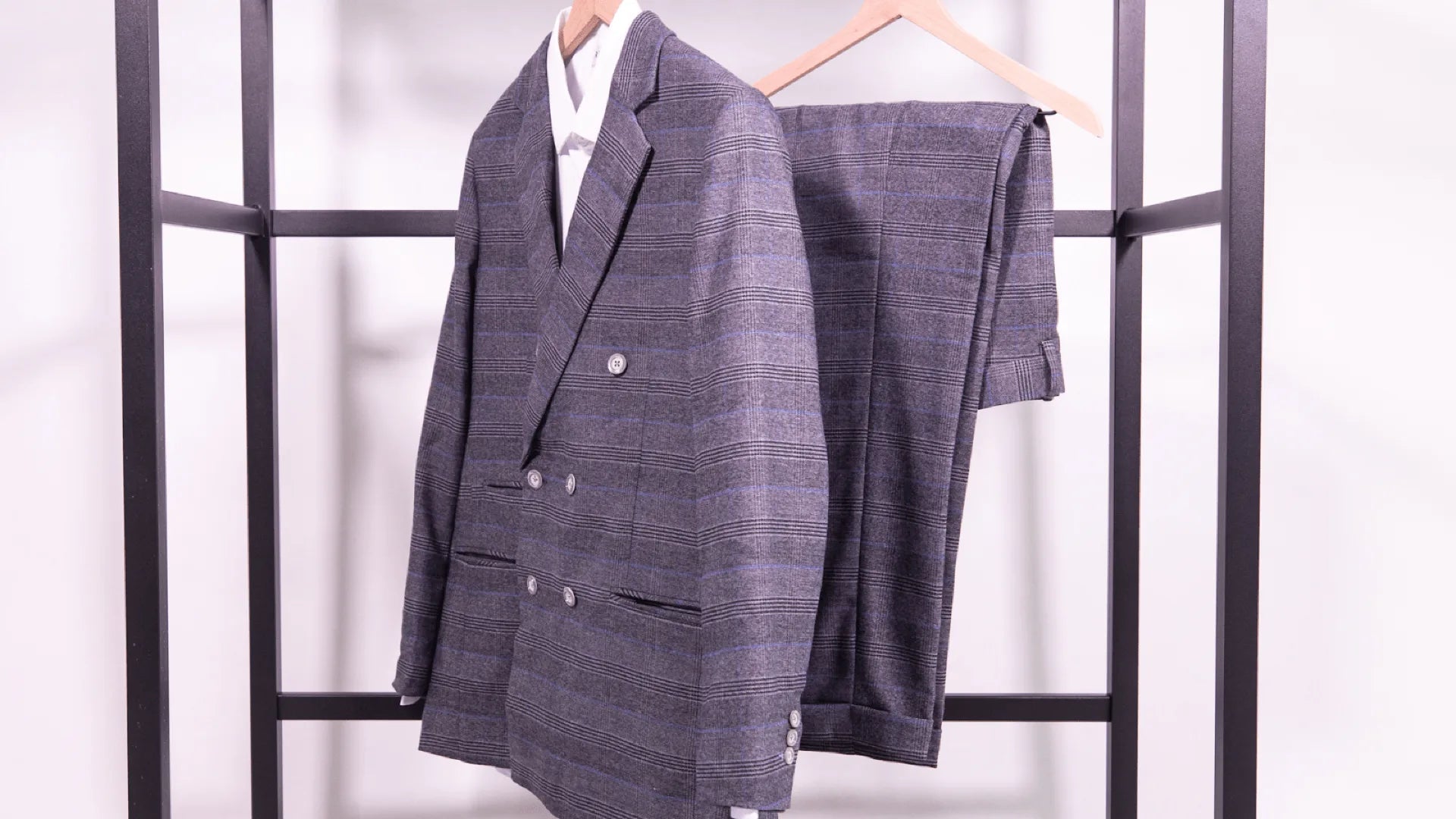Suit Cleaning: How to Wash & Maintain Your Suit Properly - SARTORO