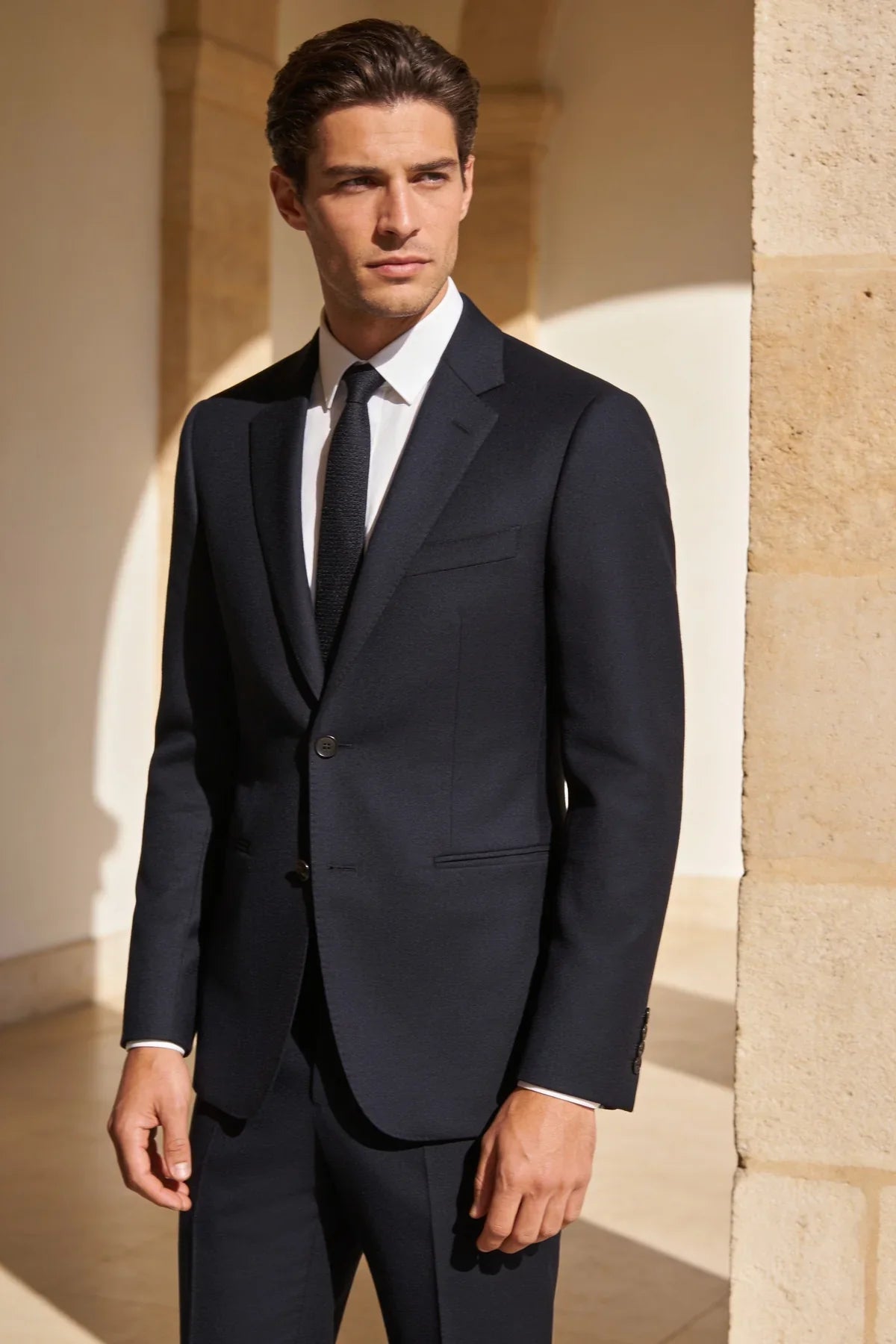 Suit Fabric vs Suit Fit: Which Matters More? - SARTORO