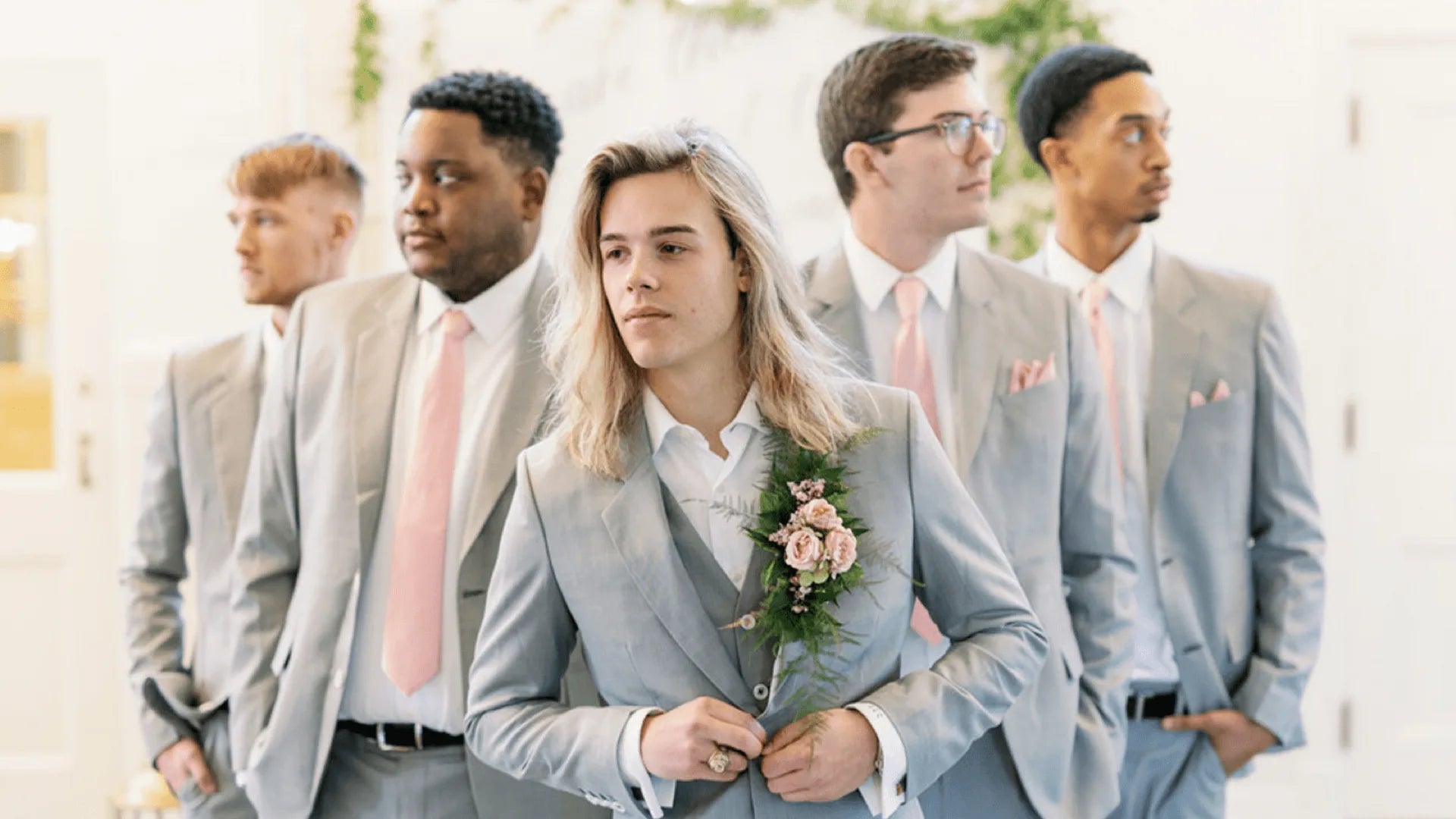 The Groom's Wedding Suit Checklist - SARTORO105