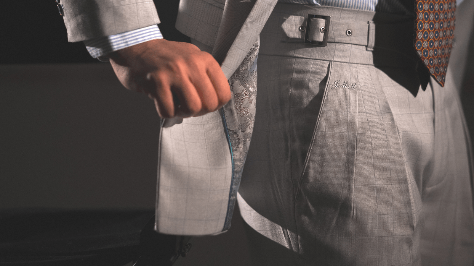 What Is A Bespoke Suit? - SARTORO