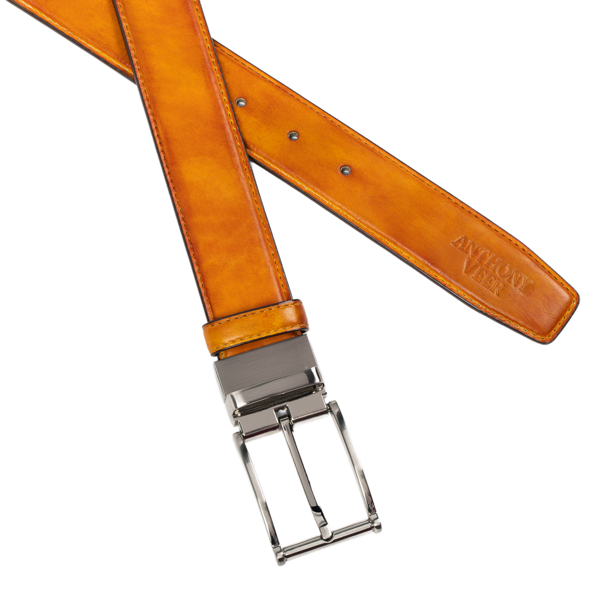  Tan853