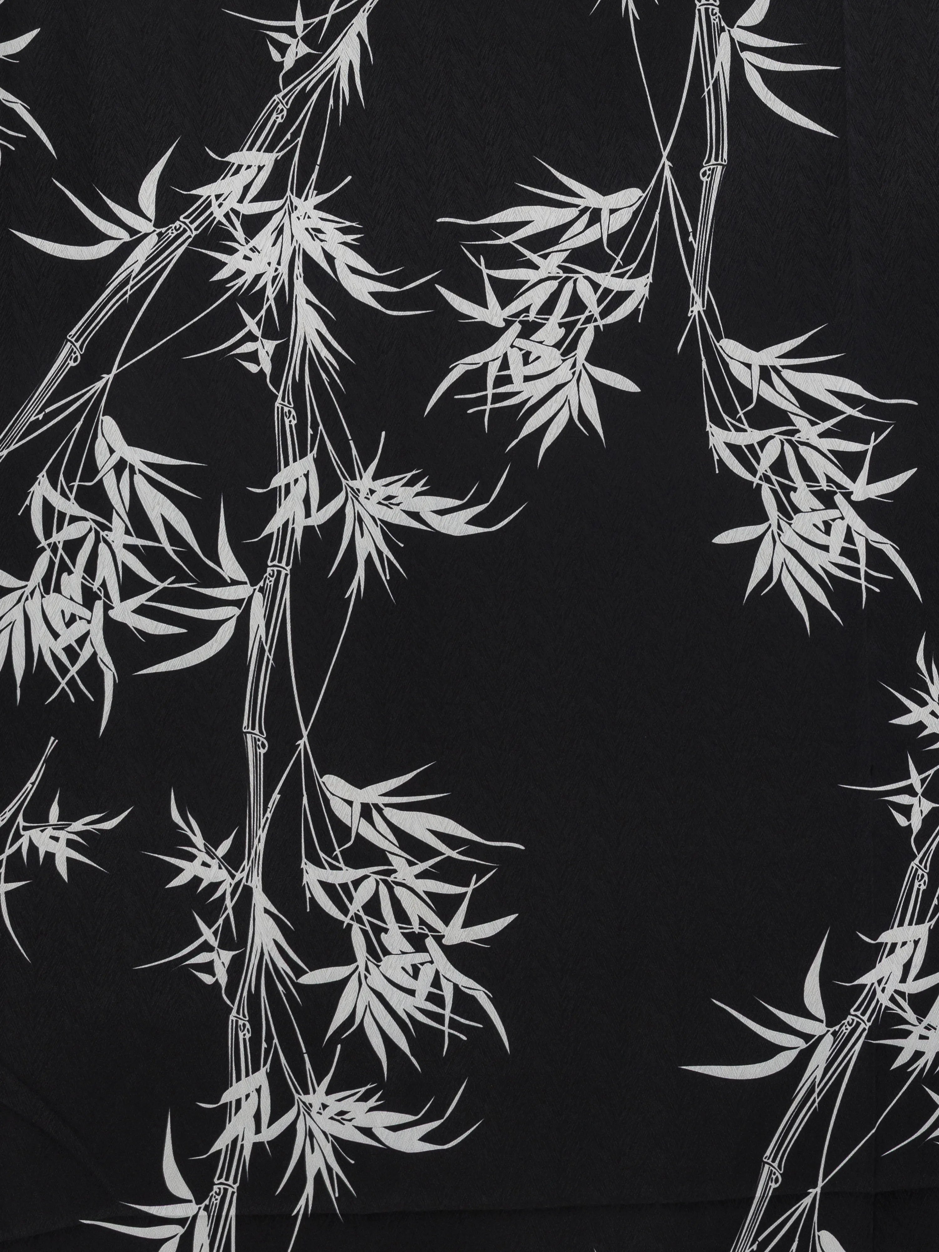 black-bamboo-silk-shirt - fabric close-up21