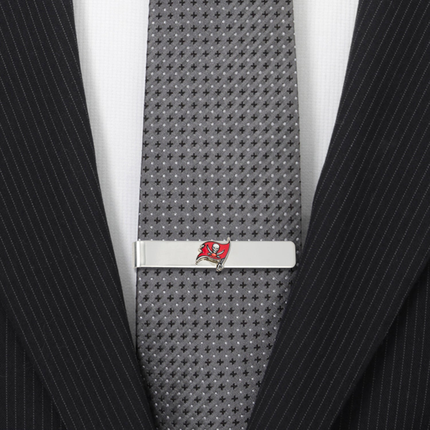 NFL Tampa Bay Buccaneers Cufflinks and Tie Bar Gift Set — gift box404