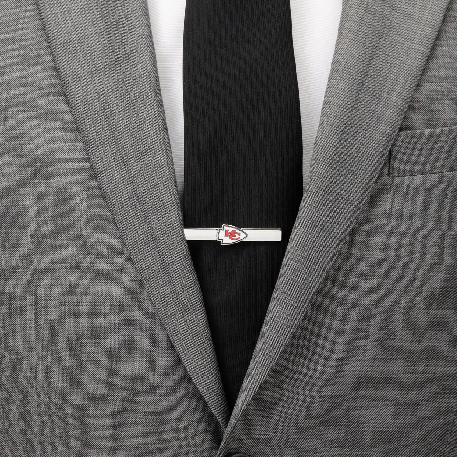 NFL Kansas City Chiefs Tie Clip — close-up detail564
