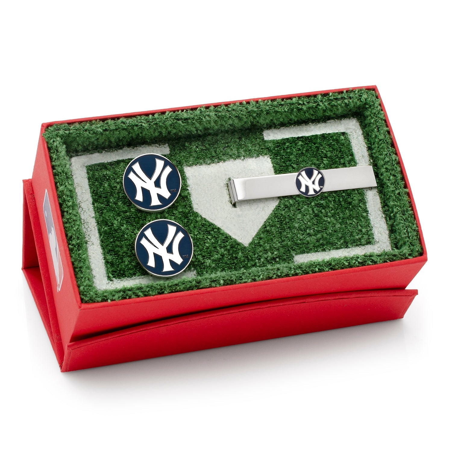 MLB New York Yankees Cufflinks and Tie Bar Gift Set — close-up detail661