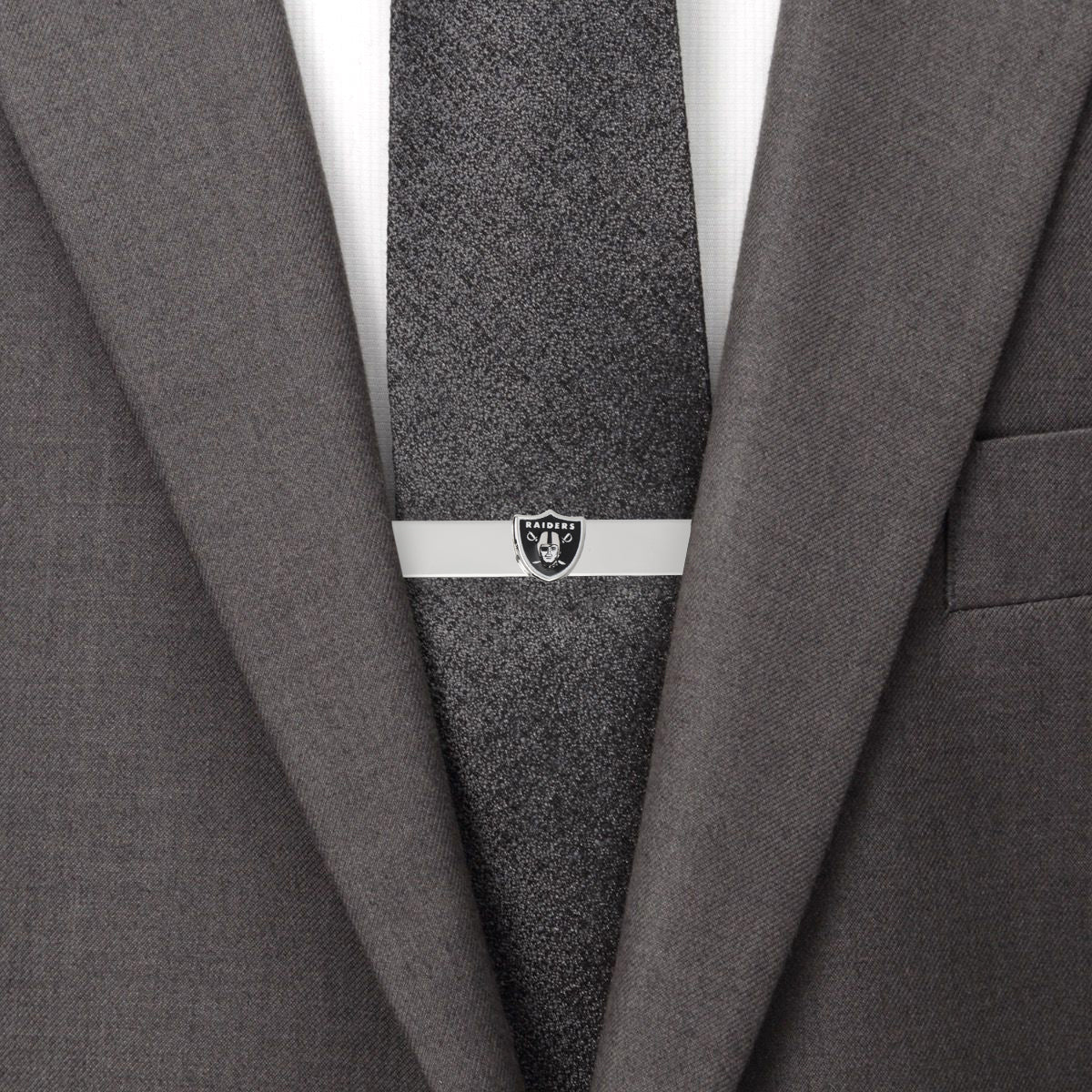NFL Las Vegas Raiders Tie Bar — close-up detail463