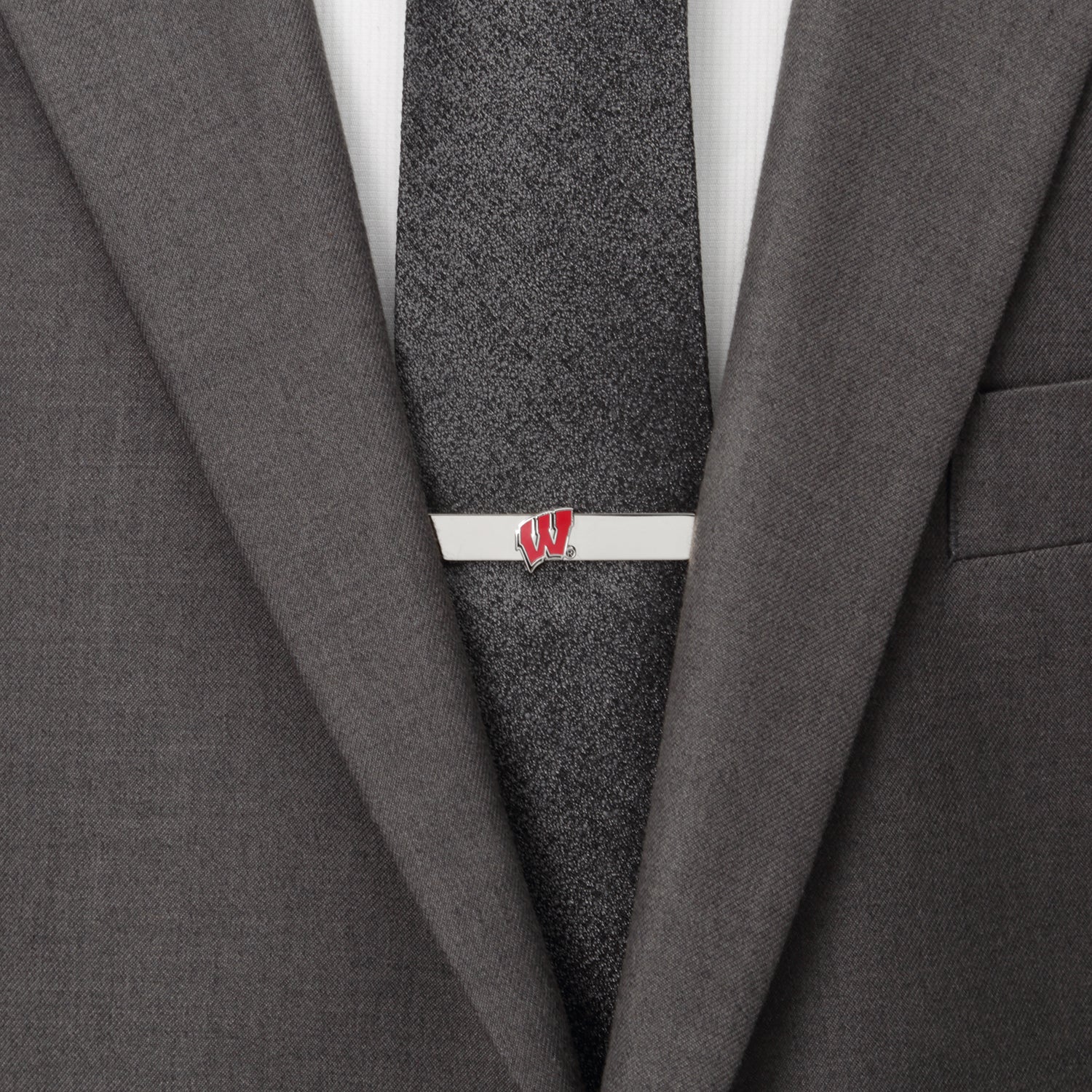 NCAA University of Wisconsin Badgers Tie Bar — close-up detail433