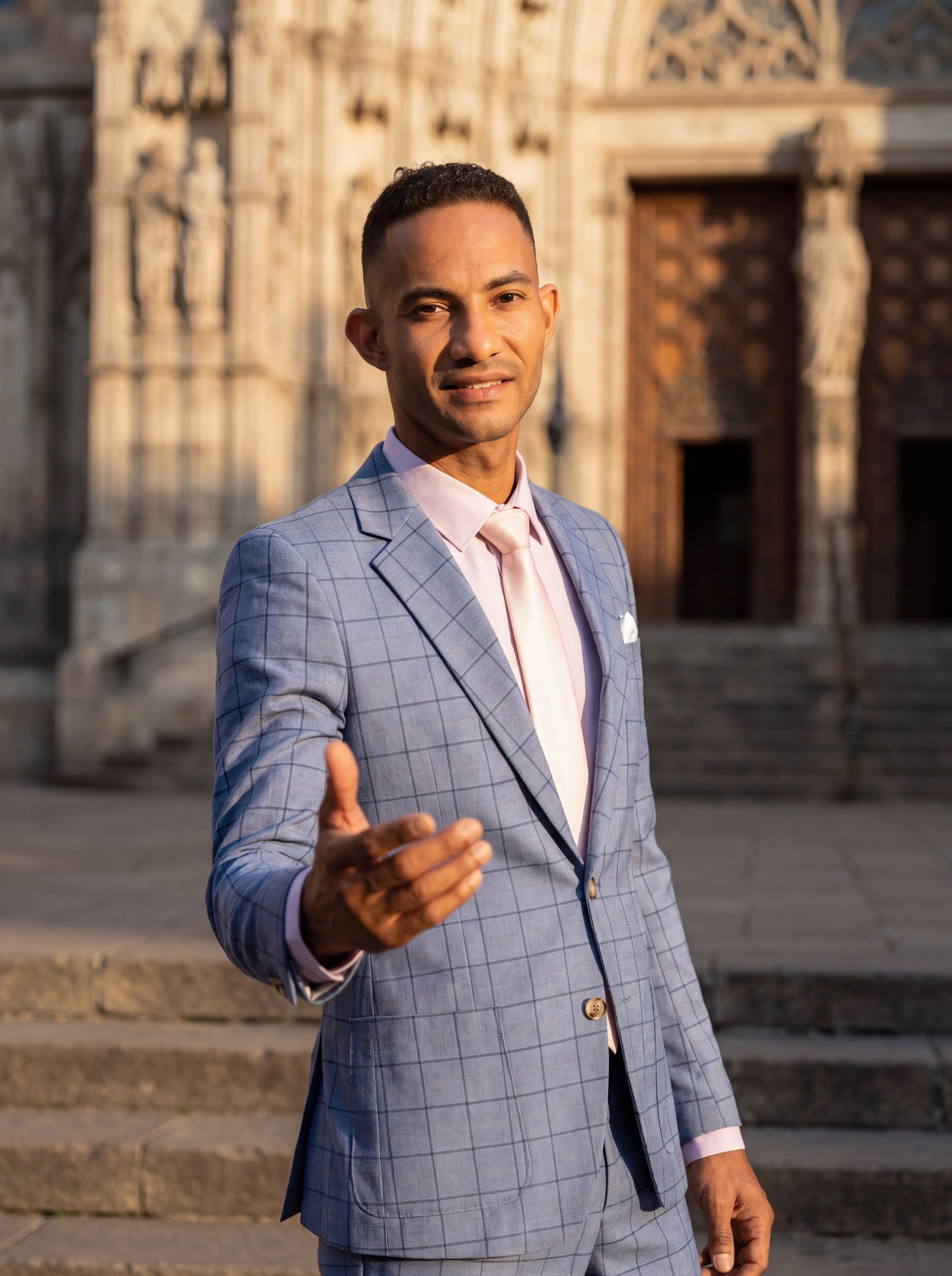 astor-suit-in-carolina-blue-flannel-windowpane-cathedral-steps399