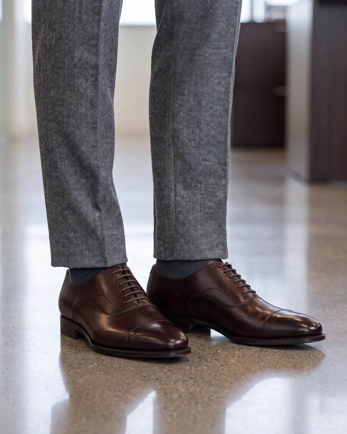 For a client meeting, reach for oxfords. Closed lacing makes them the most formal of the seven business casual styles.