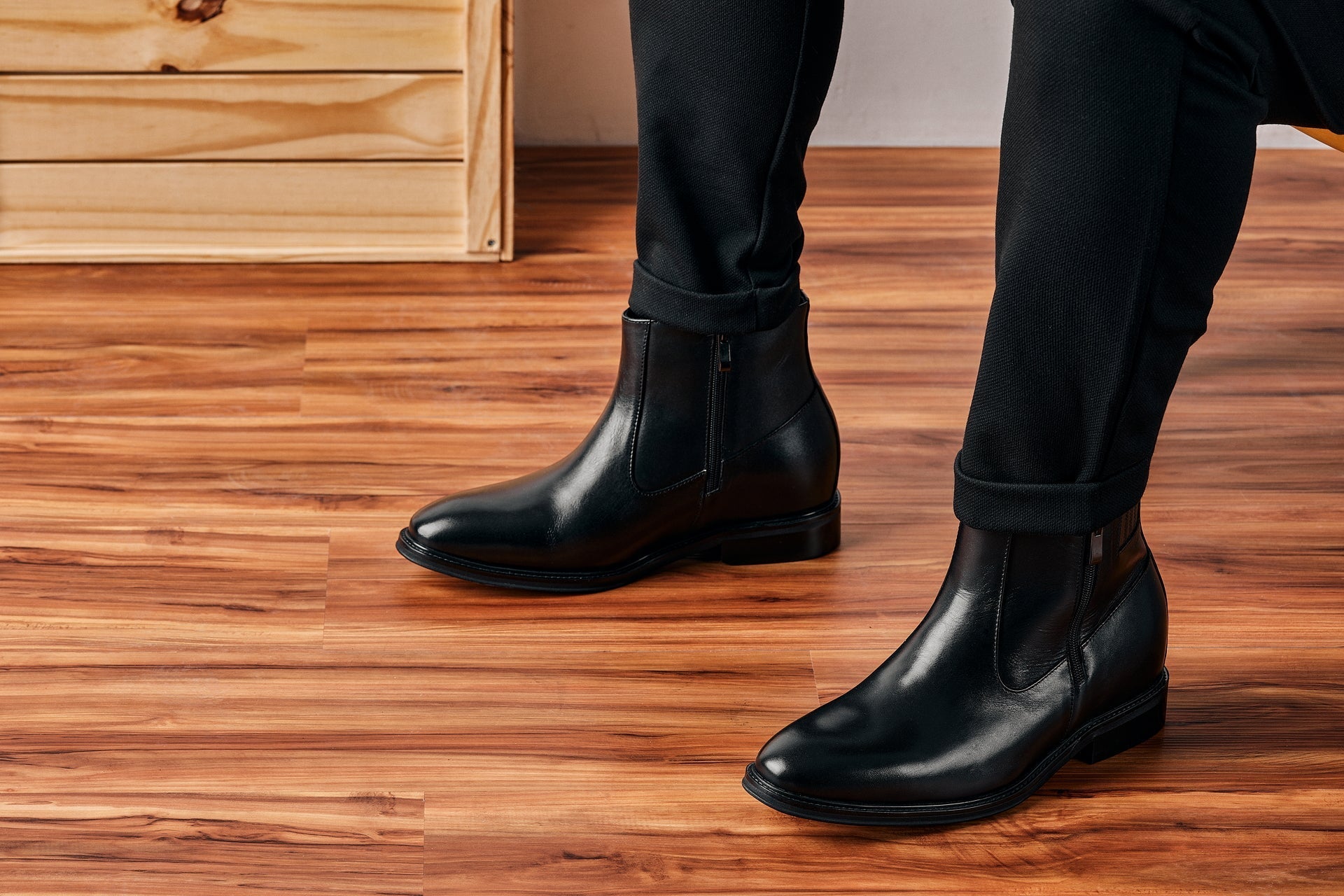 Black Lightweight Zipper Boots - 2229