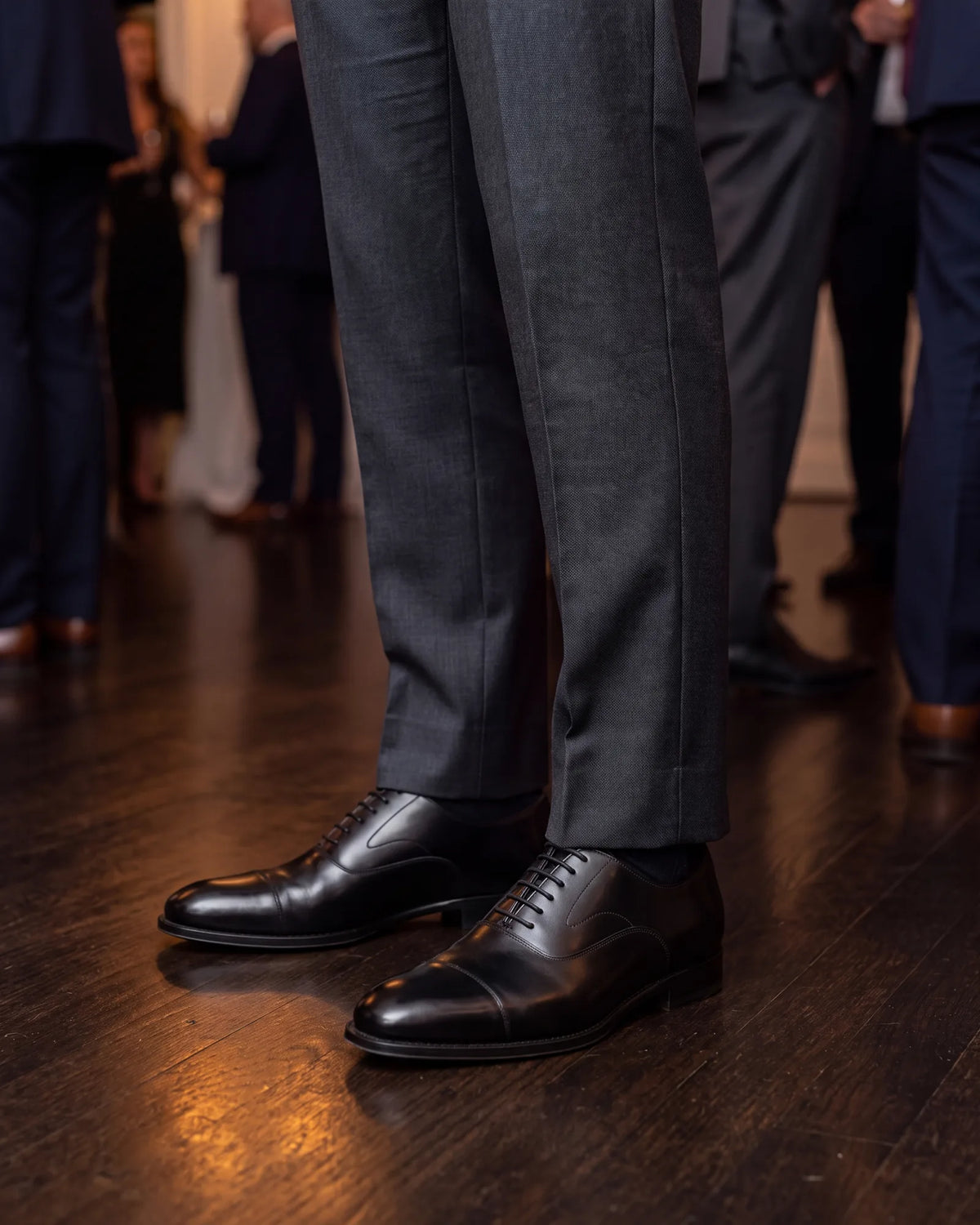 After dark, pick black oxfords, the most formal cocktail shoe, and match your belt to them.