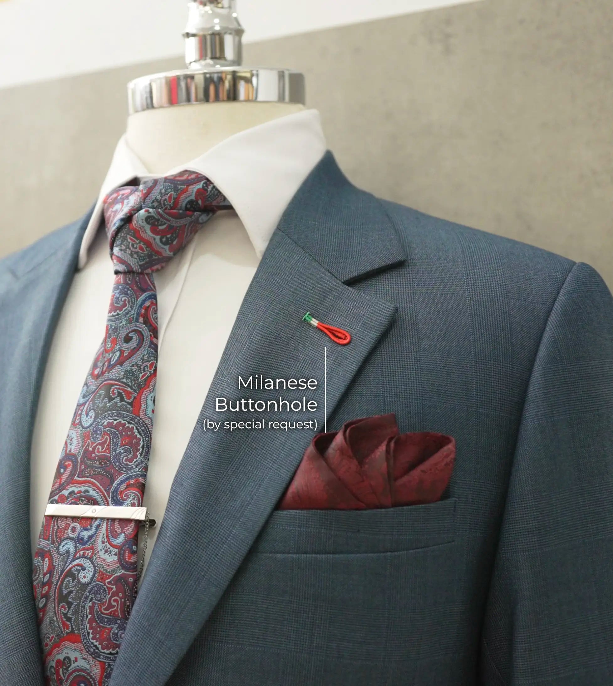 milanese buttonhole on blue suit