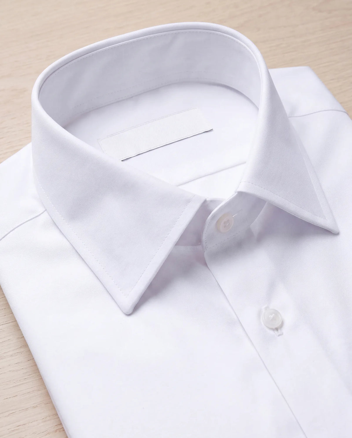Leave wrinkled shirts in the closet. Wear one that is freshly pressed for the interview.