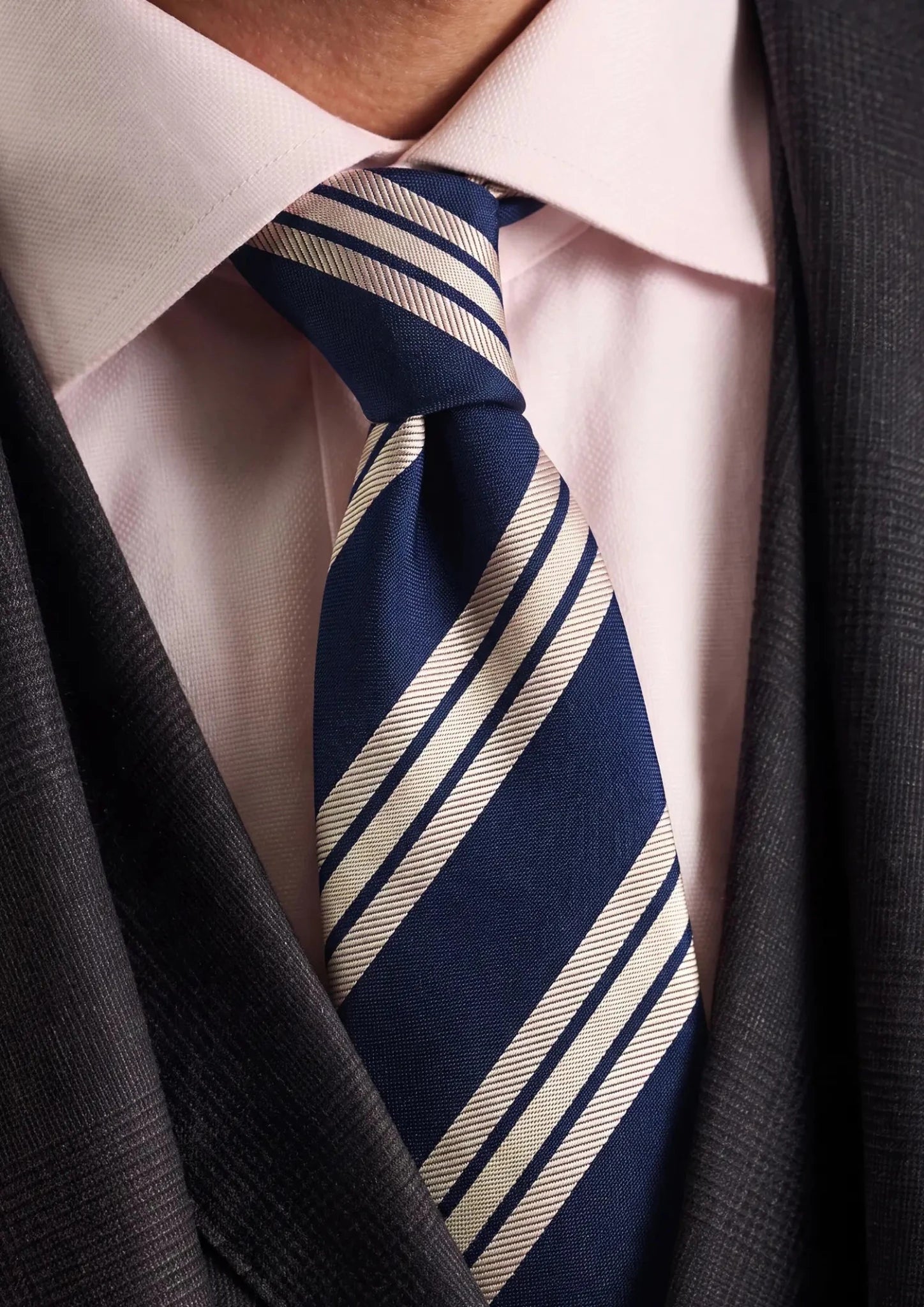Navy Blue Alternating Stripe Tie - SARTORO355