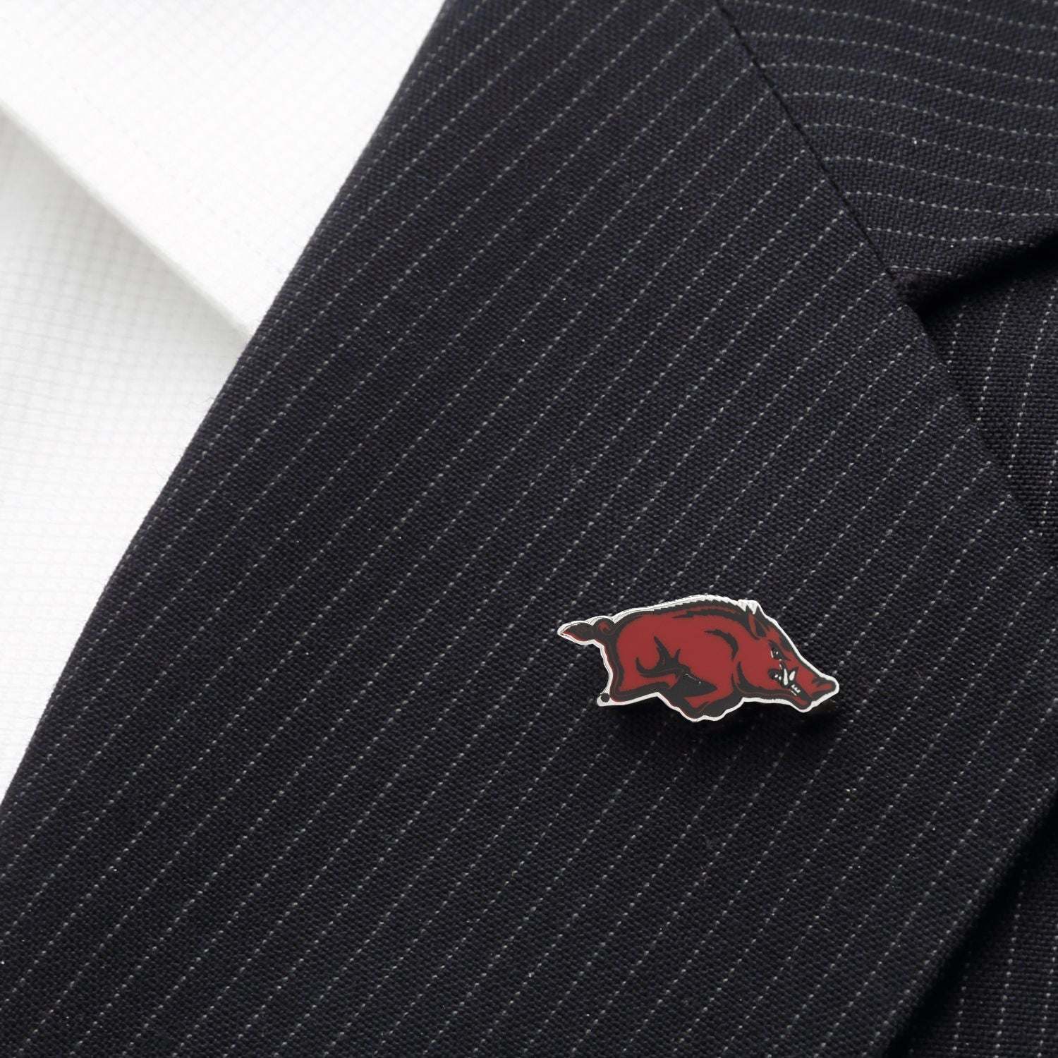 NCAA University of Arkansas Razorbacks Lapel Pin - SARTORO457