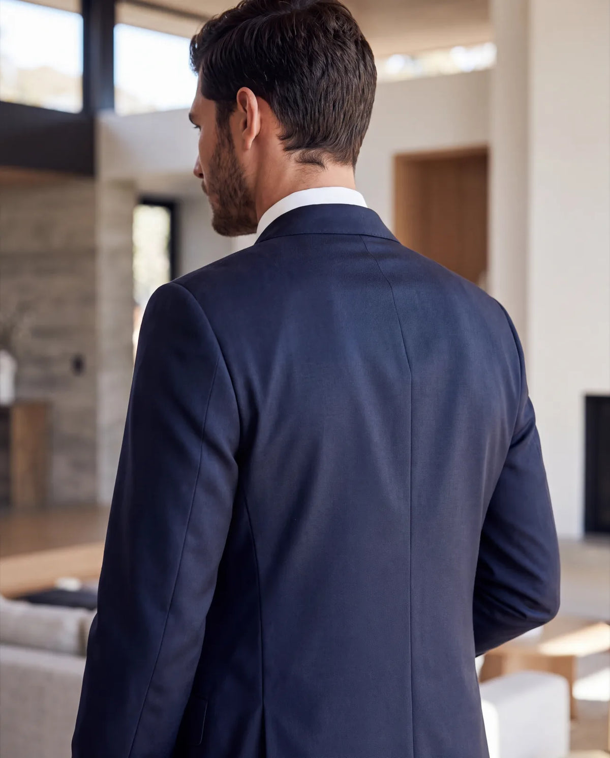 Size yourself in three steps: chest for the jacket, height and arm length for the letter, waist for the pants.